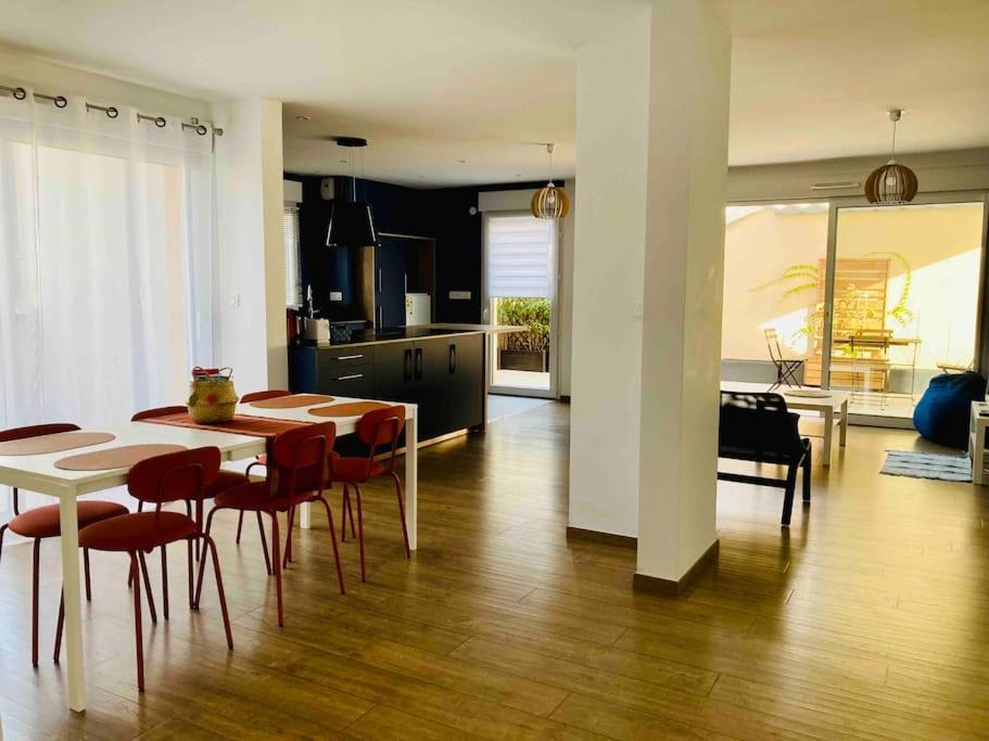 Quai Sud - Gare, 100 M2, Parking, Wifi, Superette, Lave Linge Daire Angers Dış mekan fotoğraf